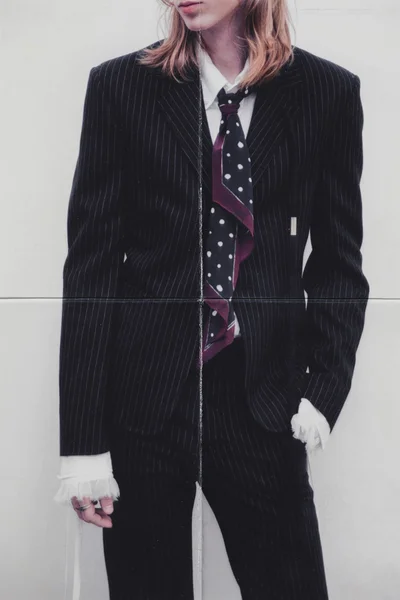 Look 15